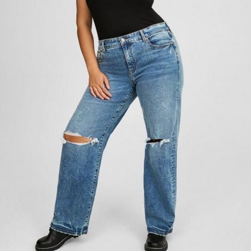 CCO TodayTorrid MID RISE Jeans Blue Perfect Wide Leg Like New Distressed Size 22